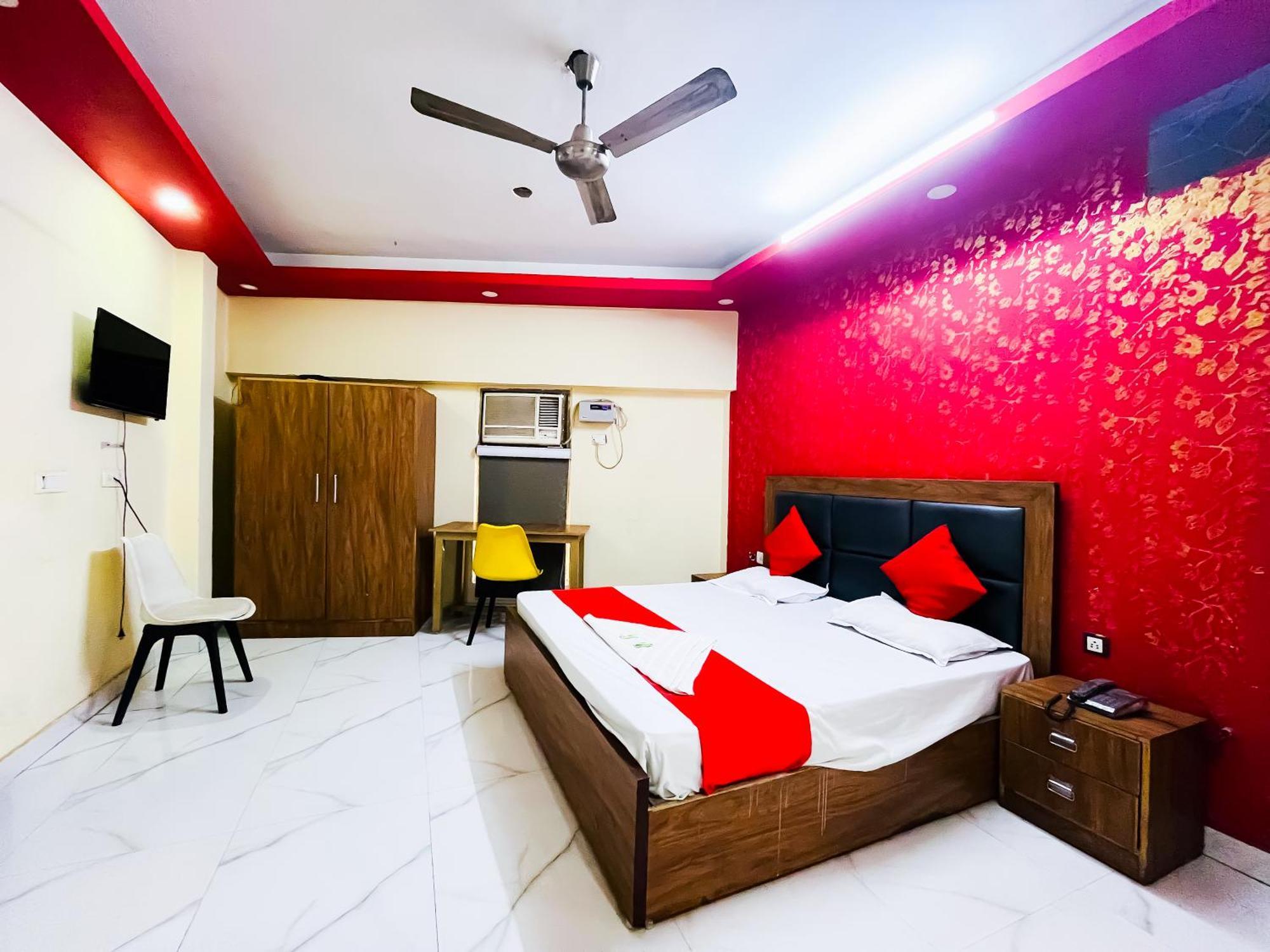 Hotel Basista Νέο Δελχί Εξωτερικό φωτογραφία